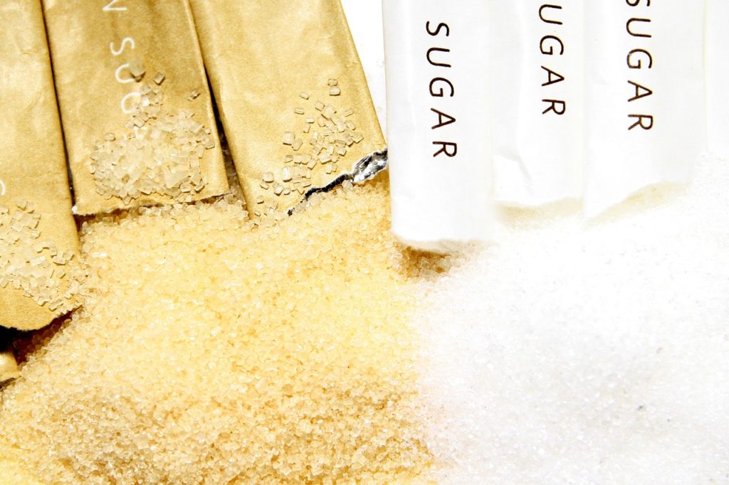 dolcificanti naturali e zucchero bianco